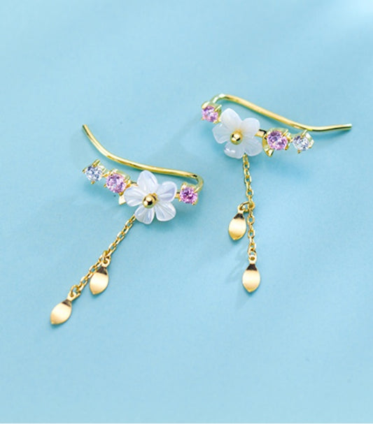 Shell Flower Short Flower Earrings